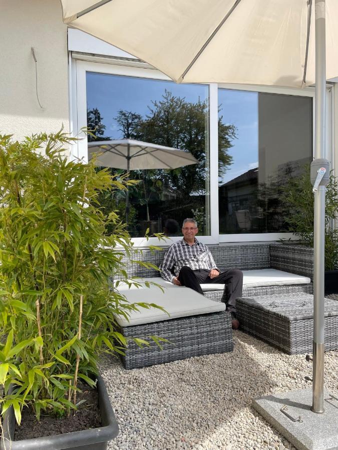 Am Weinberg - Stilvoll, Ruhig, Zum Wohlfuehlen Appartement Pfaffenweiler Buitenkant foto
