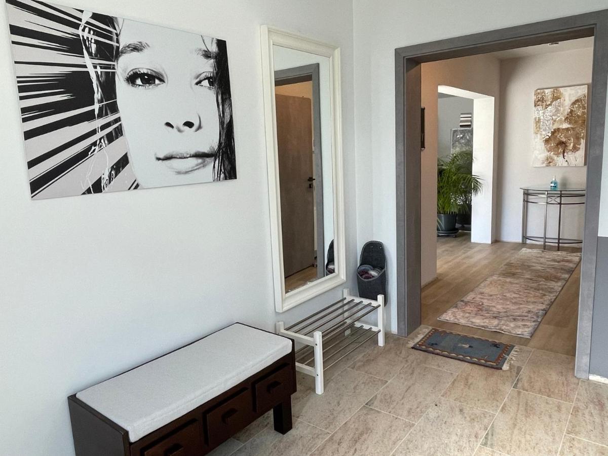 Am Weinberg - Stilvoll, Ruhig, Zum Wohlfuehlen Appartement Pfaffenweiler Buitenkant foto