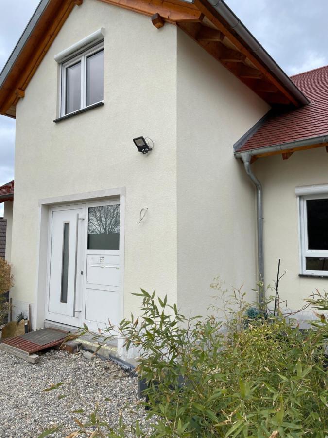 Am Weinberg - Stilvoll, Ruhig, Zum Wohlfuehlen Appartement Pfaffenweiler Buitenkant foto